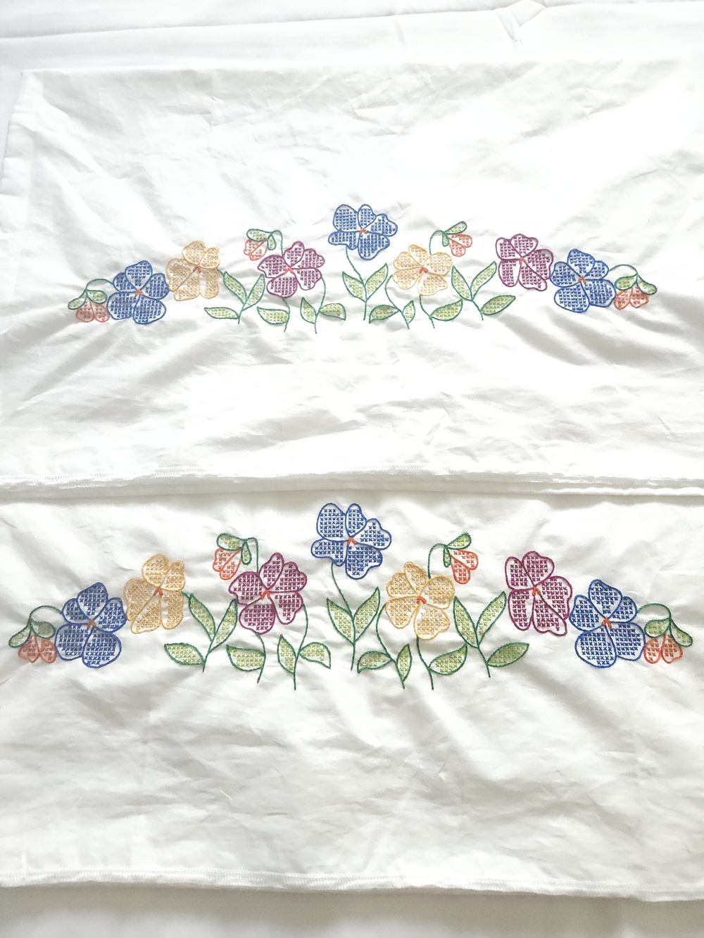 Embroidered Floral Pillowcase in White with Multicolor Flowers